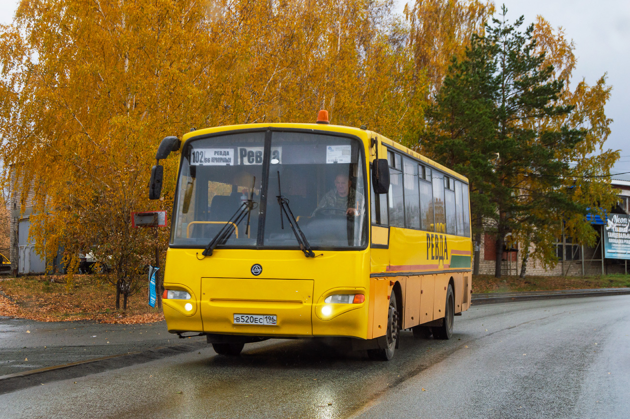 Свердловская область, КАвЗ-4238-41 № В 520 ЕС 196