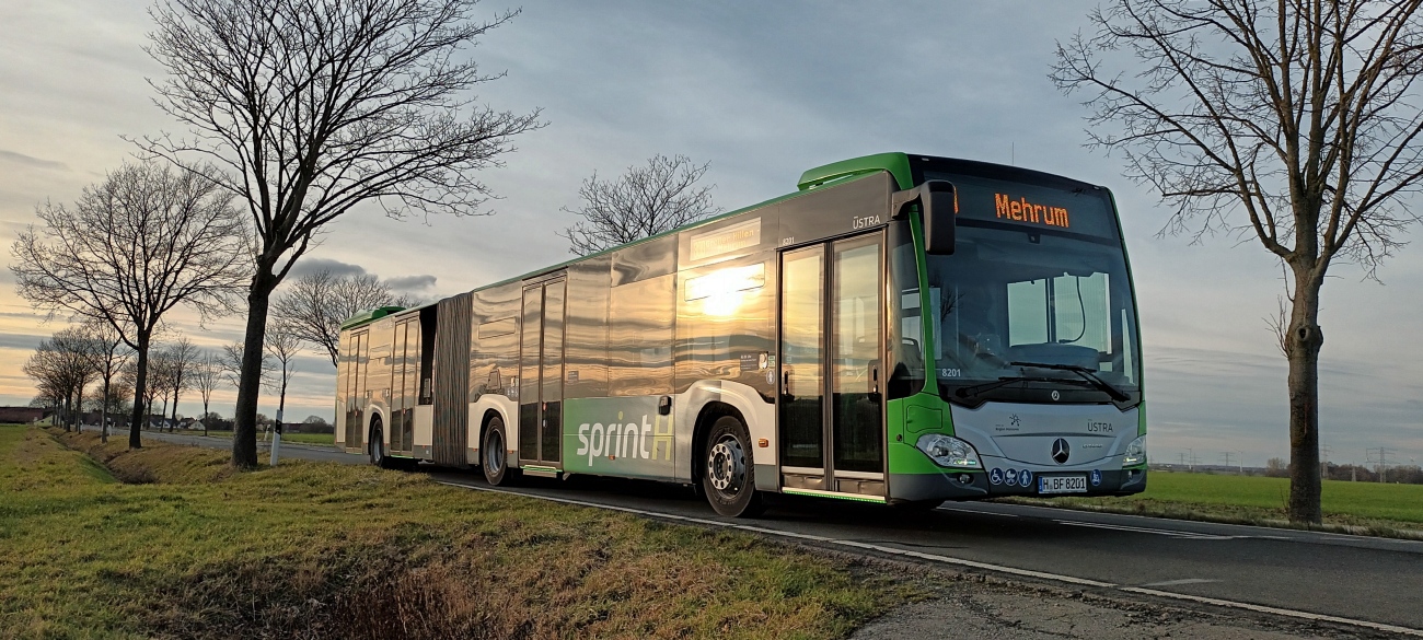 Нижняя Саксония, Mercedes-Benz Citaro C2 G hybrid № 8201