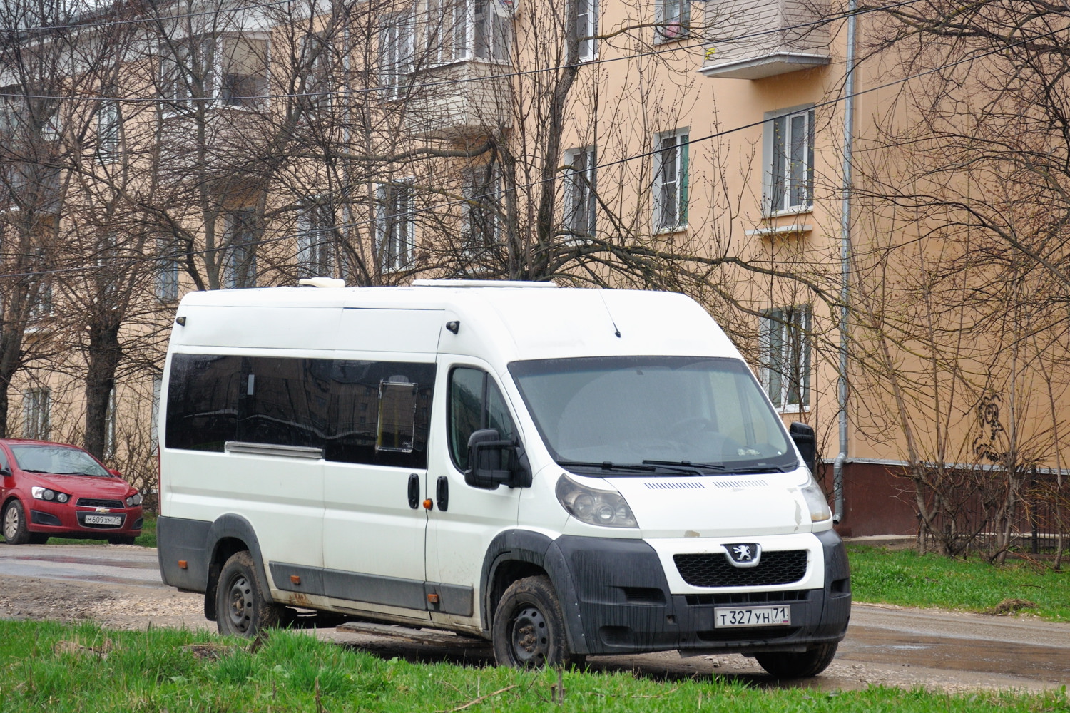 Тульская область, Нижегородец-2227SK (Peugeot Boxer) № Т 327 УН 71