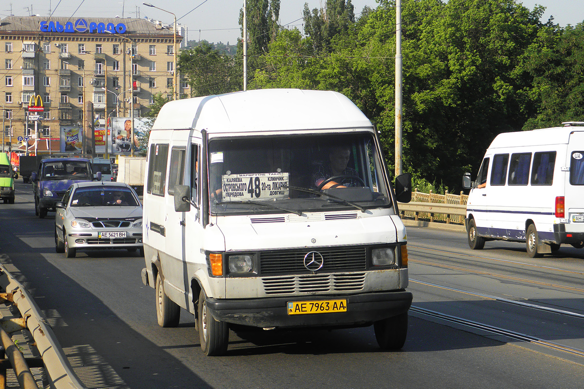 Днепропетровская область, Mercedes-Benz T1 310D № AE 7963 AA