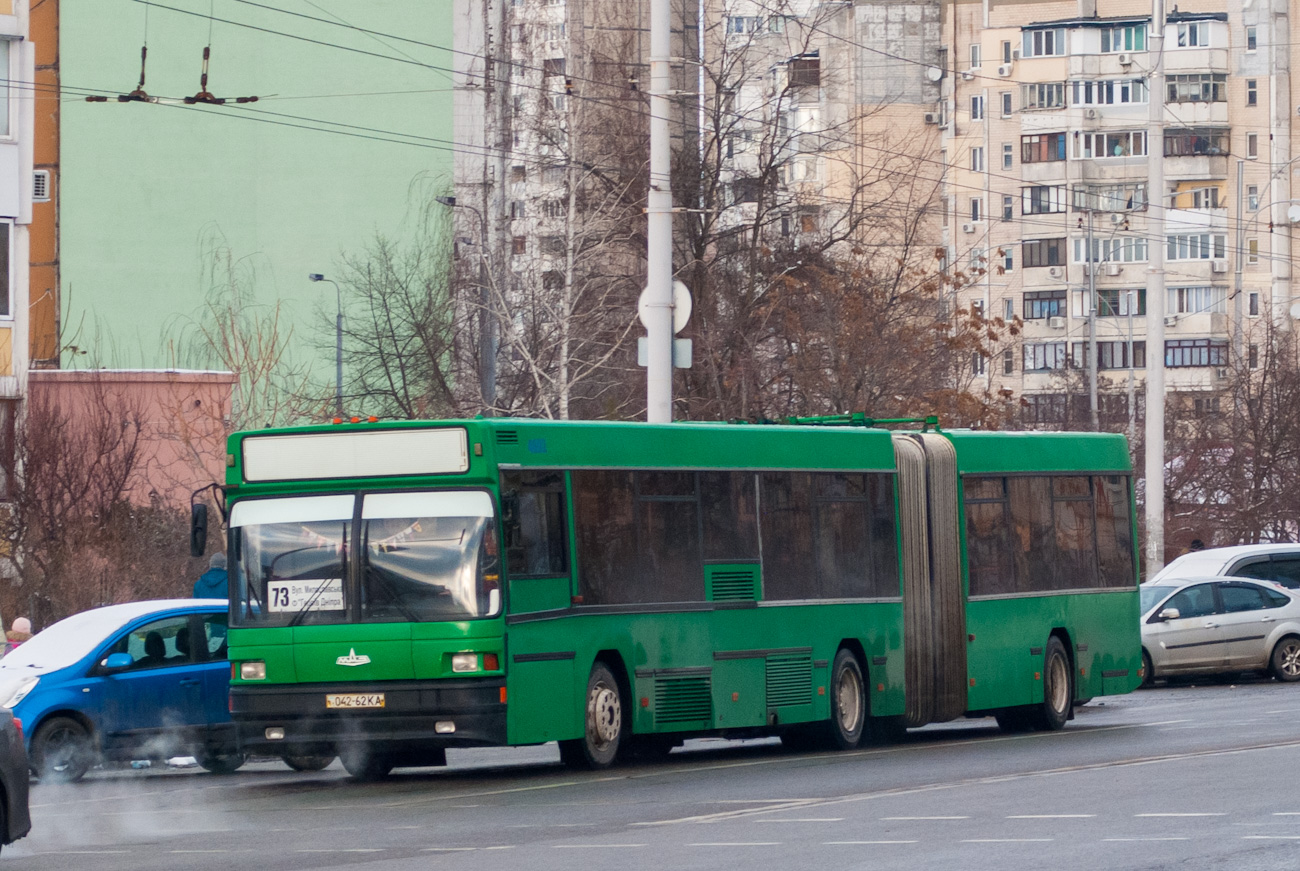 Киев, МАЗ-105.060 № 4692