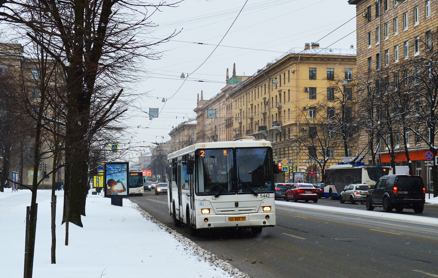 Sankt Petersburg, NefAZ-5299-30-32 Nr 5442