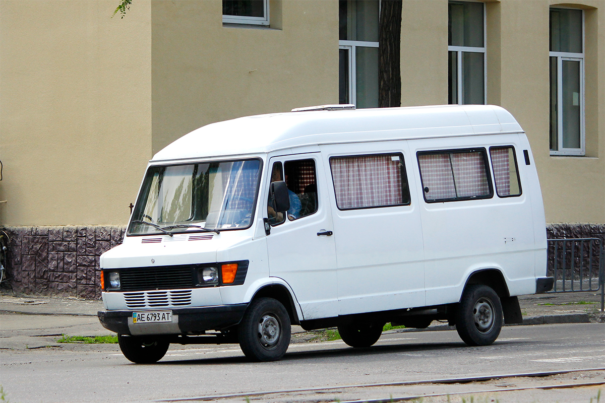 Днепропетровская область, Mercedes-Benz T1 208D № AE 6793 AT