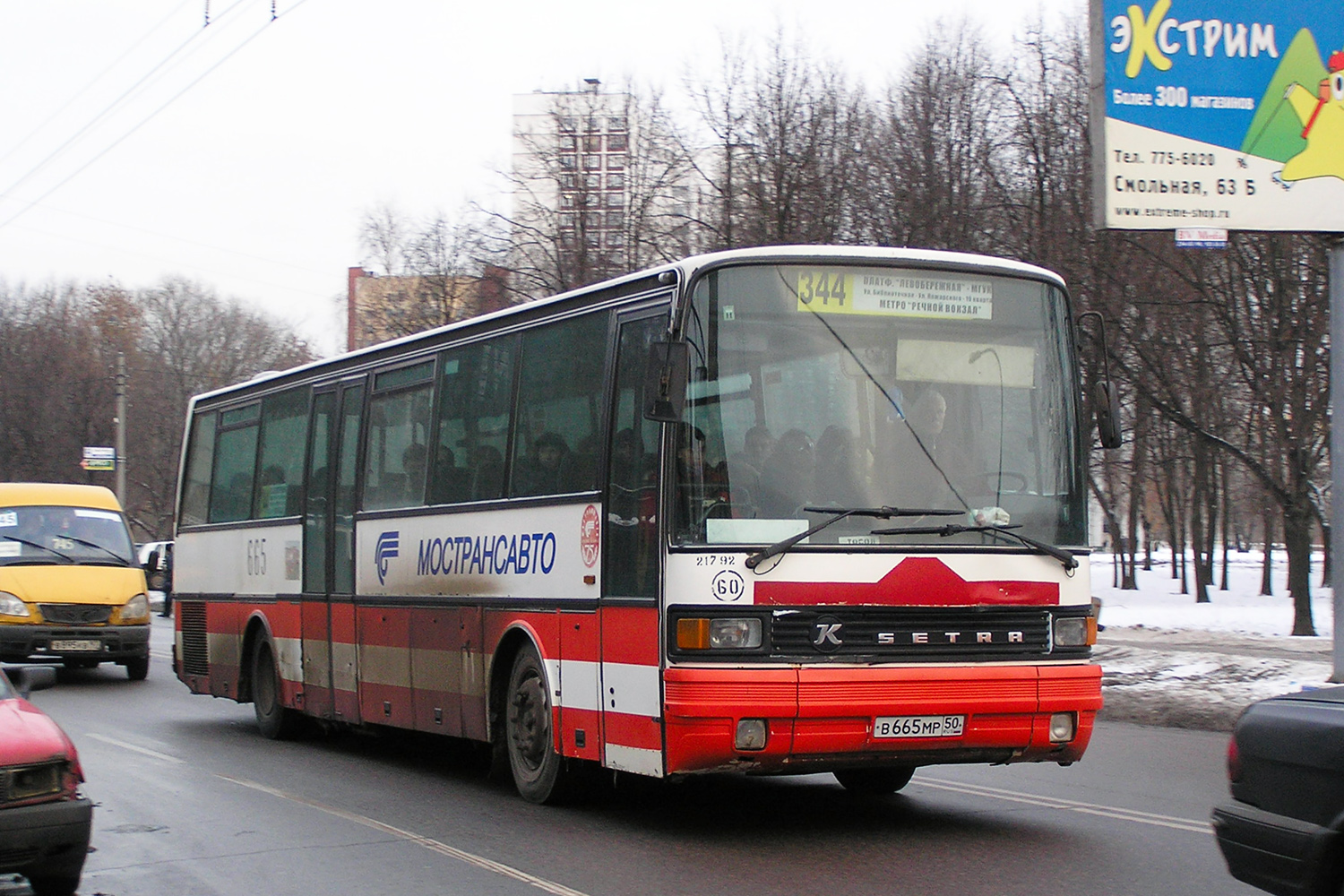 Όμπλαστ της Μόσχας, Setra S215UL # 0665