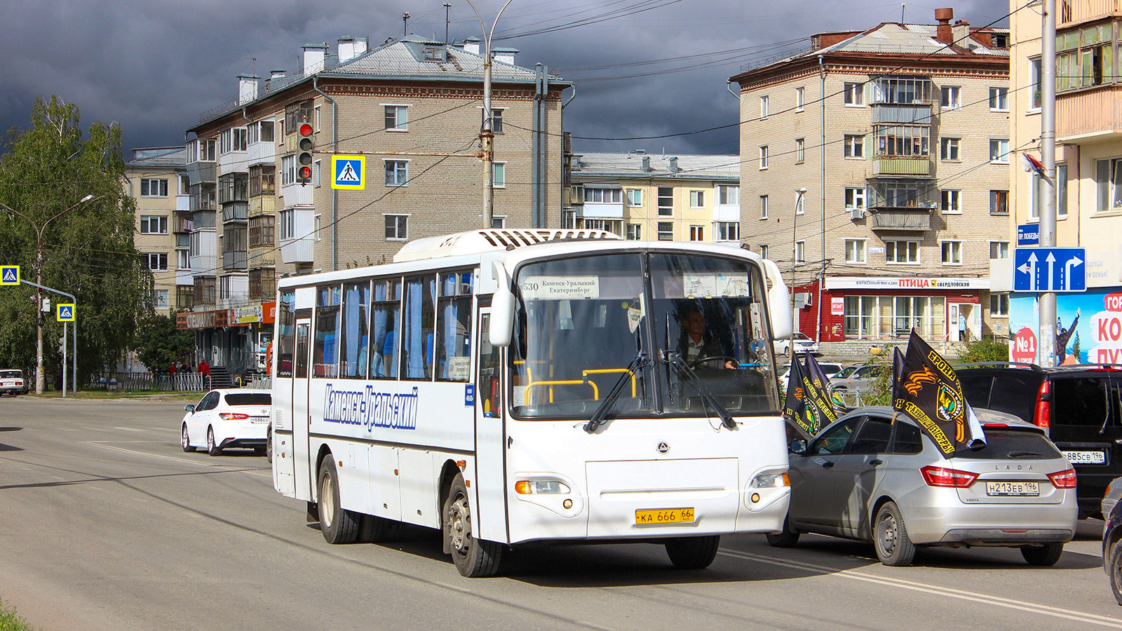 Свердловская область, КАвЗ-4238-42 № КА 666 66