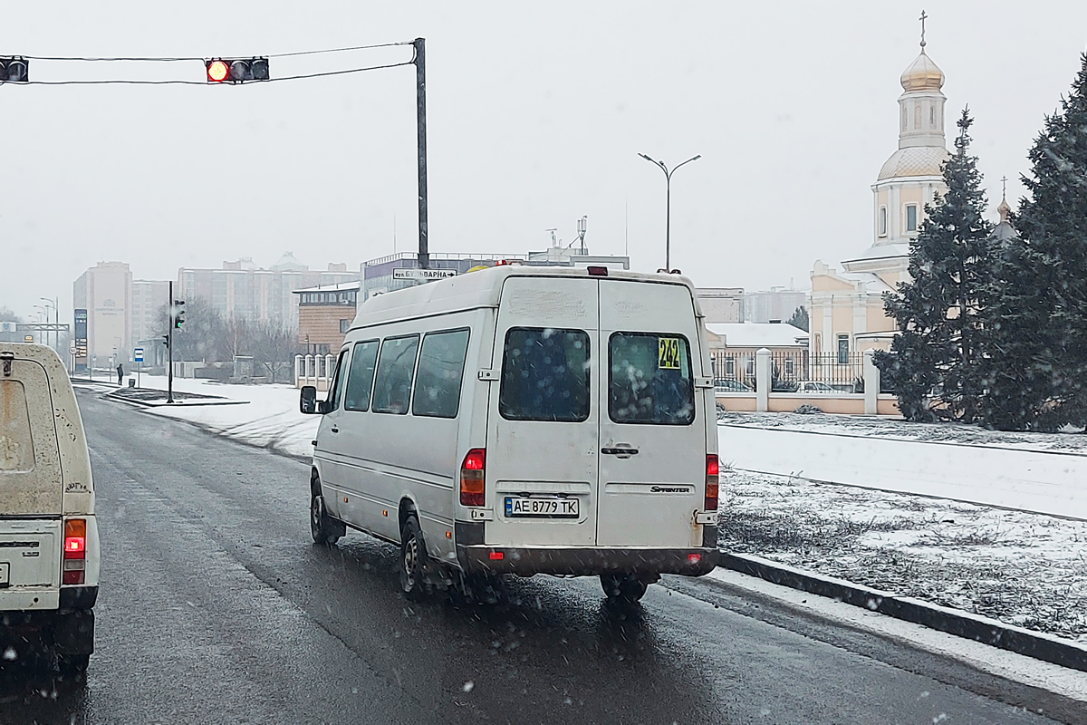 Dnepropetrovsk region, Mercedes-Benz Sprinter W903 313CDI sz.: 4211