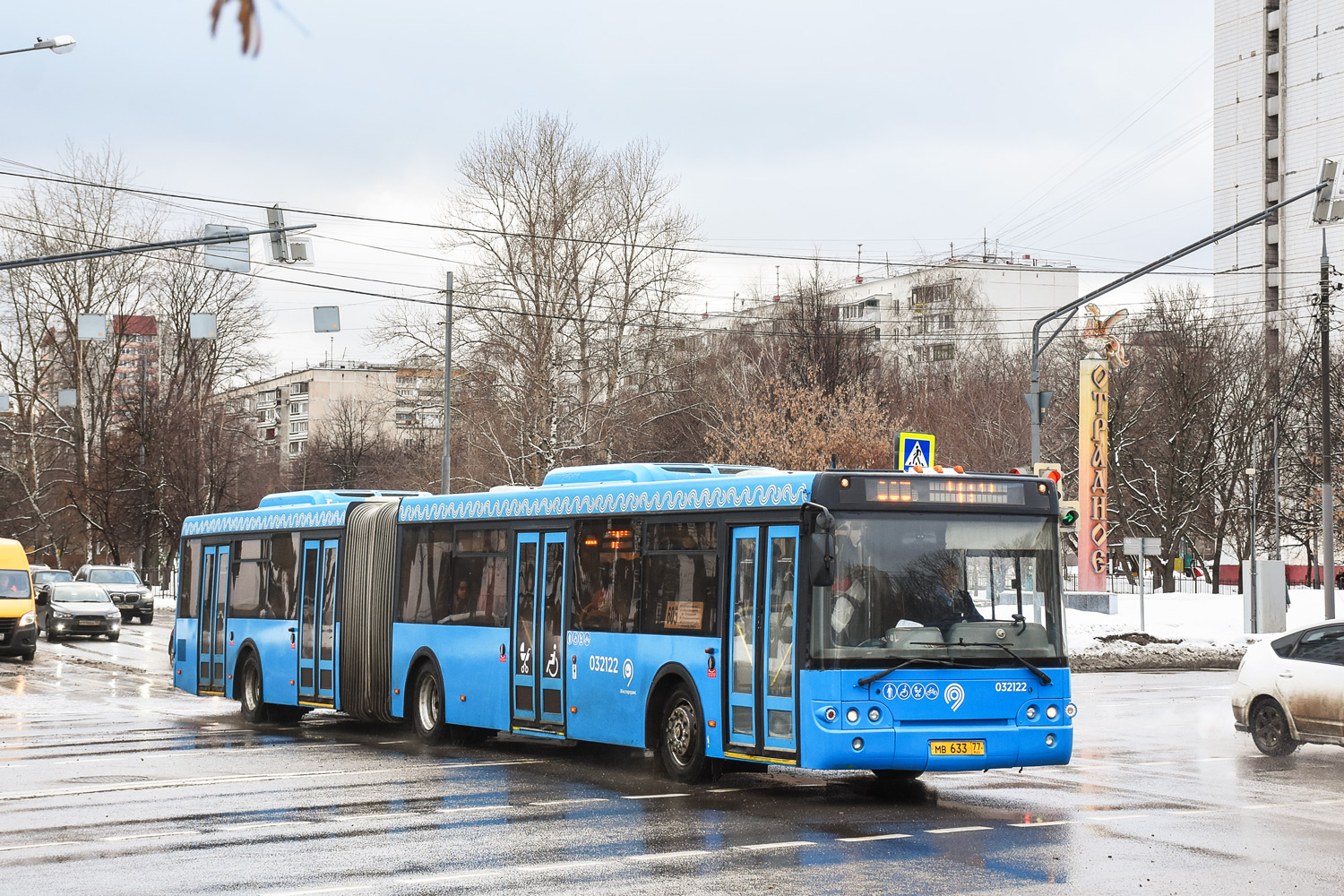 Moskau, LiAZ-6213.22 Nr. 032122