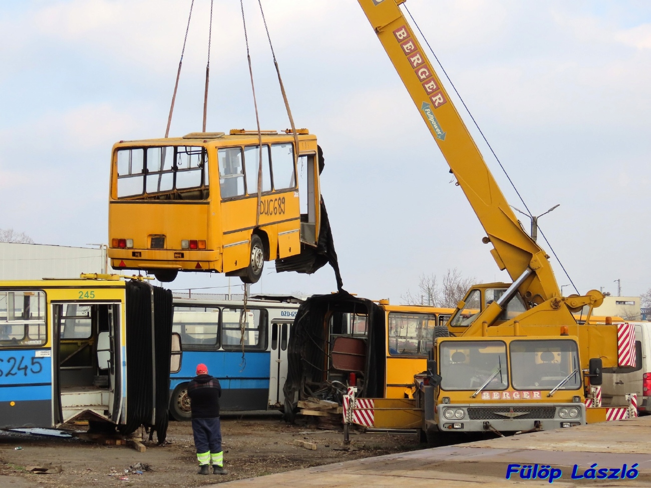 Венгрия, Ikarus 280 (Vasi Volán) № ELS-245; Венгрия, Ikarus 280.03 № DUC-689