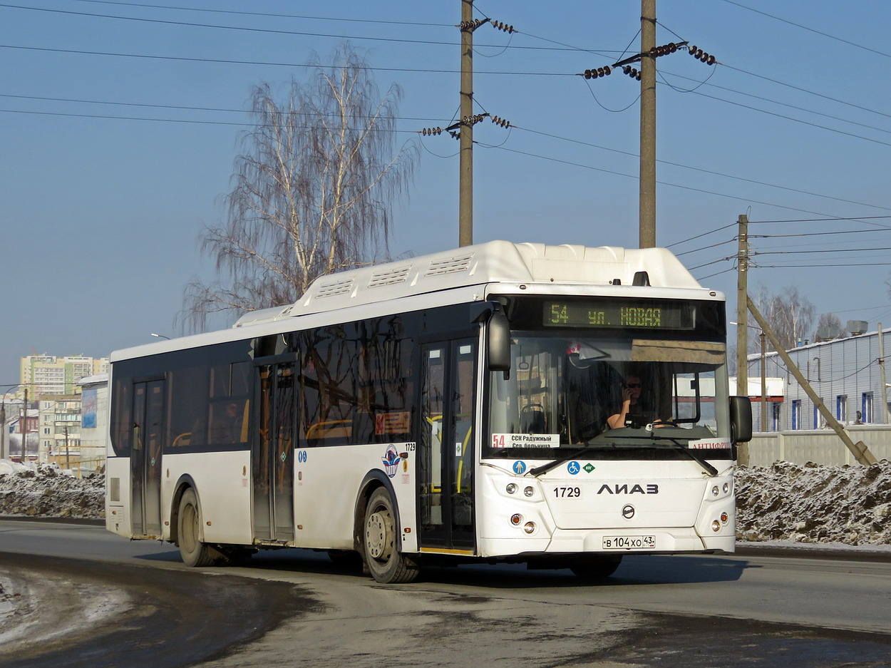 Кировская область, ЛиАЗ-5292.67 (CNG) № В 104 ХО 43