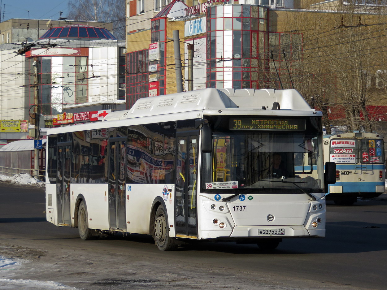 Кировская область, ЛиАЗ-5292.67 (CNG) № В 237 ХО 43