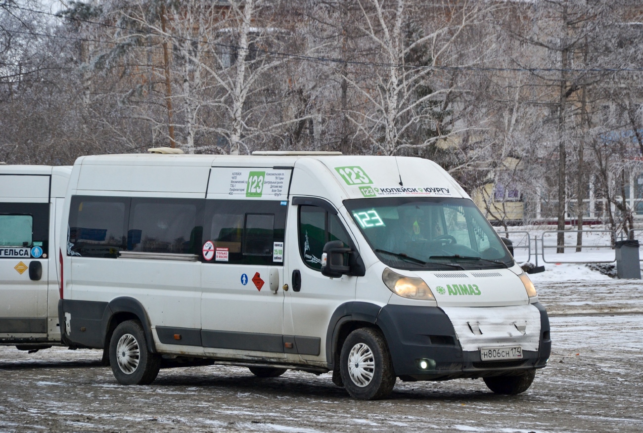 Челябинская область, Нижегородец-2227SK (Peugeot Boxer) № Н 806 СН 174