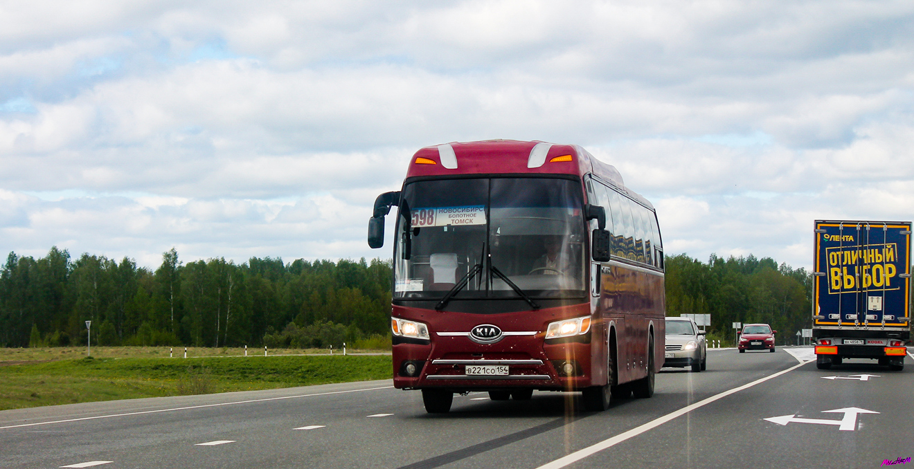 Новосибирская область, Kia Granbird № В 221 СО 154