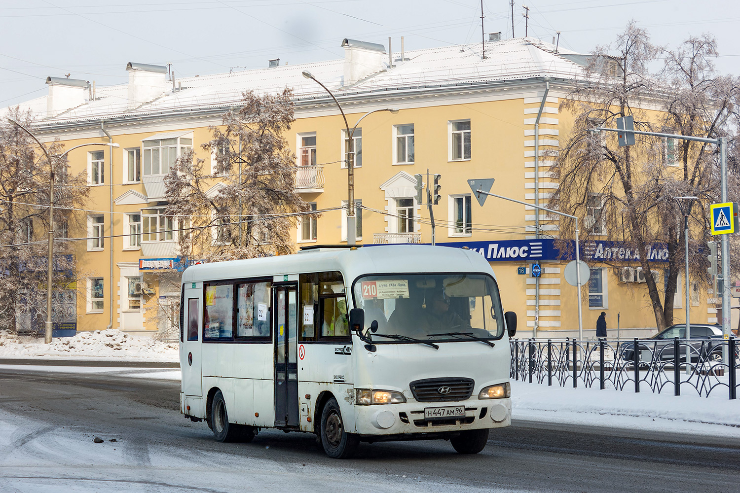 Свердловская область, Hyundai County LWB (ТагАЗ) № Н 447 АМ 96