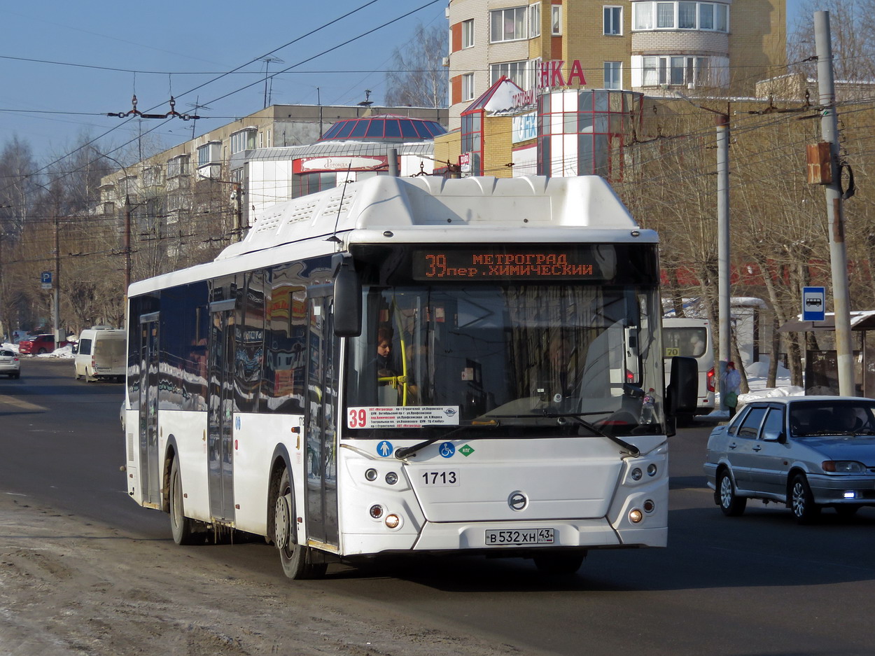 Кировская область, ЛиАЗ-5292.67 (CNG) № В 532 ХН 43