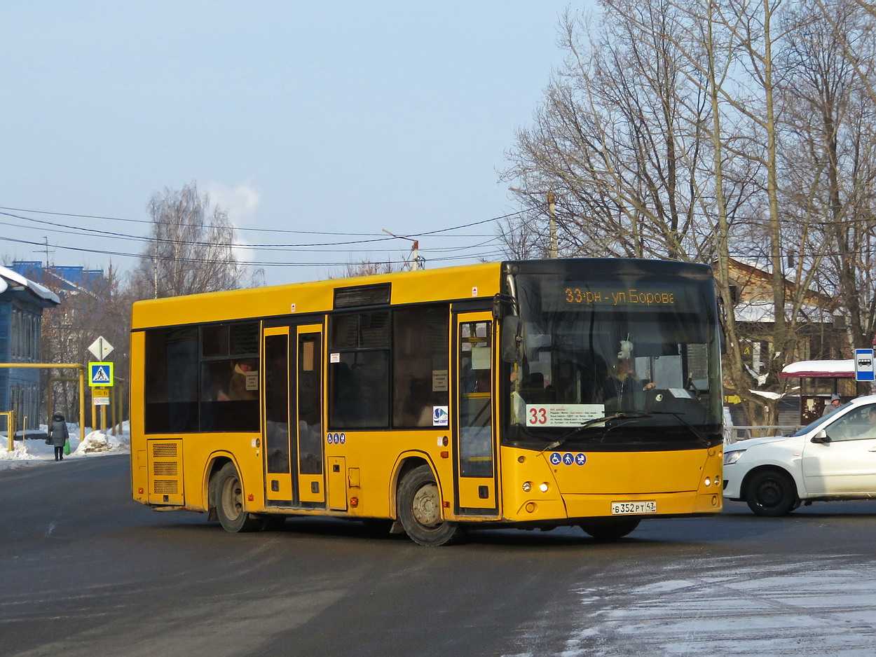 Кировская область, МАЗ-206.068 № В 352 РТ 43