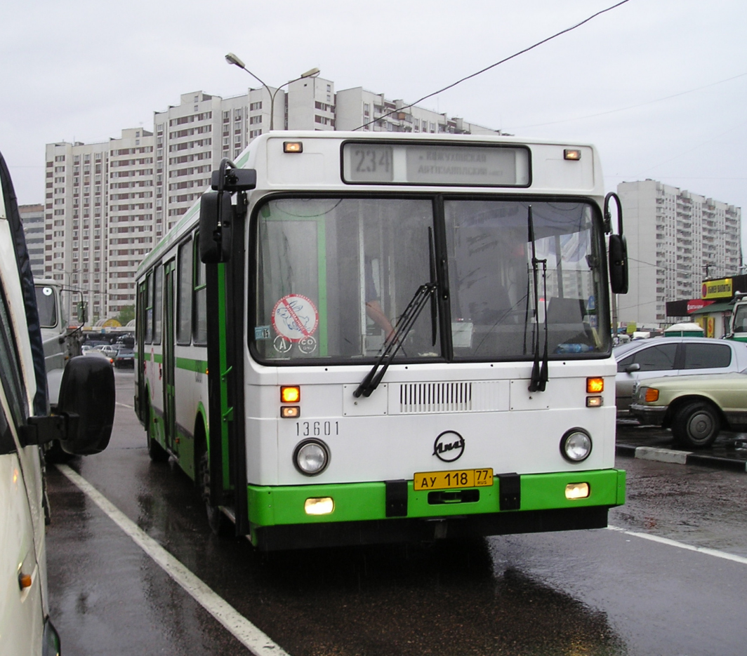 Москва, ЛиАЗ-5256.25 № 13601