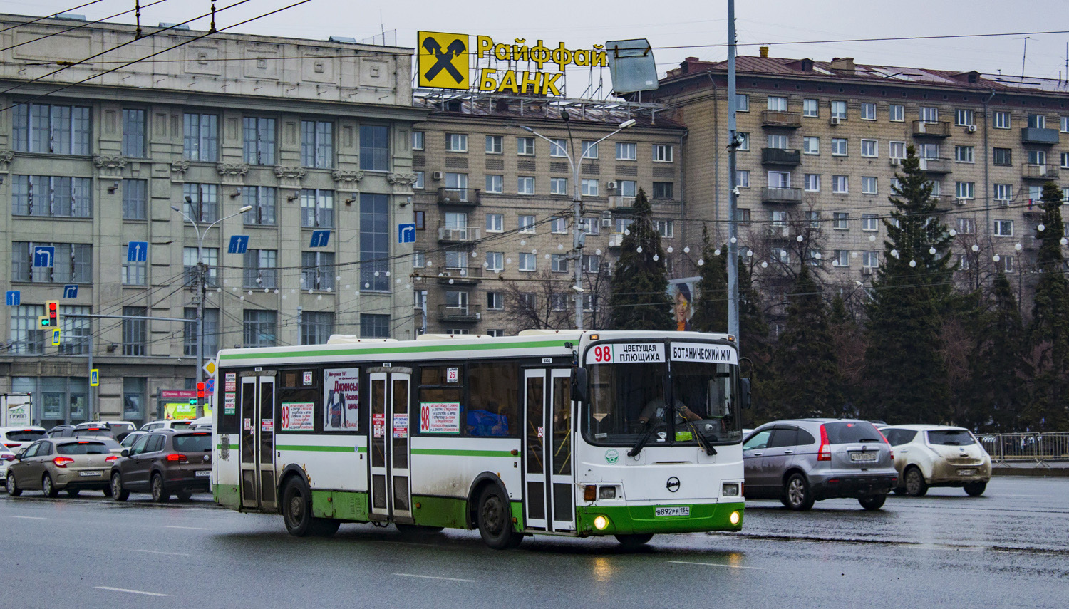 Новосибирская область, ЛиАЗ-5256.36 № В 892 РЕ 154