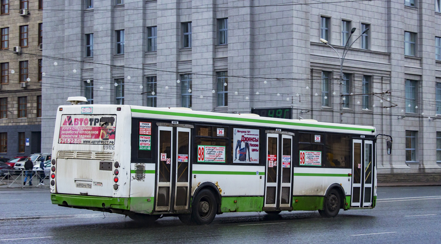 Новосибирская область, ЛиАЗ-5256.36 № В 892 РЕ 154