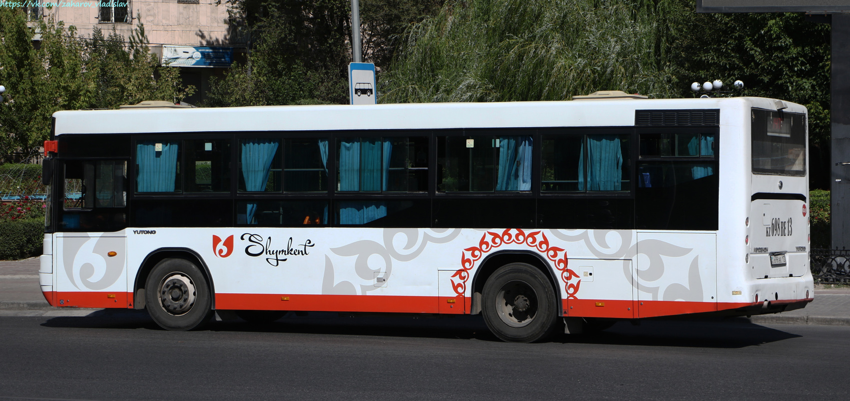 Шымкент, Yutong ZK6108HGH № 0243