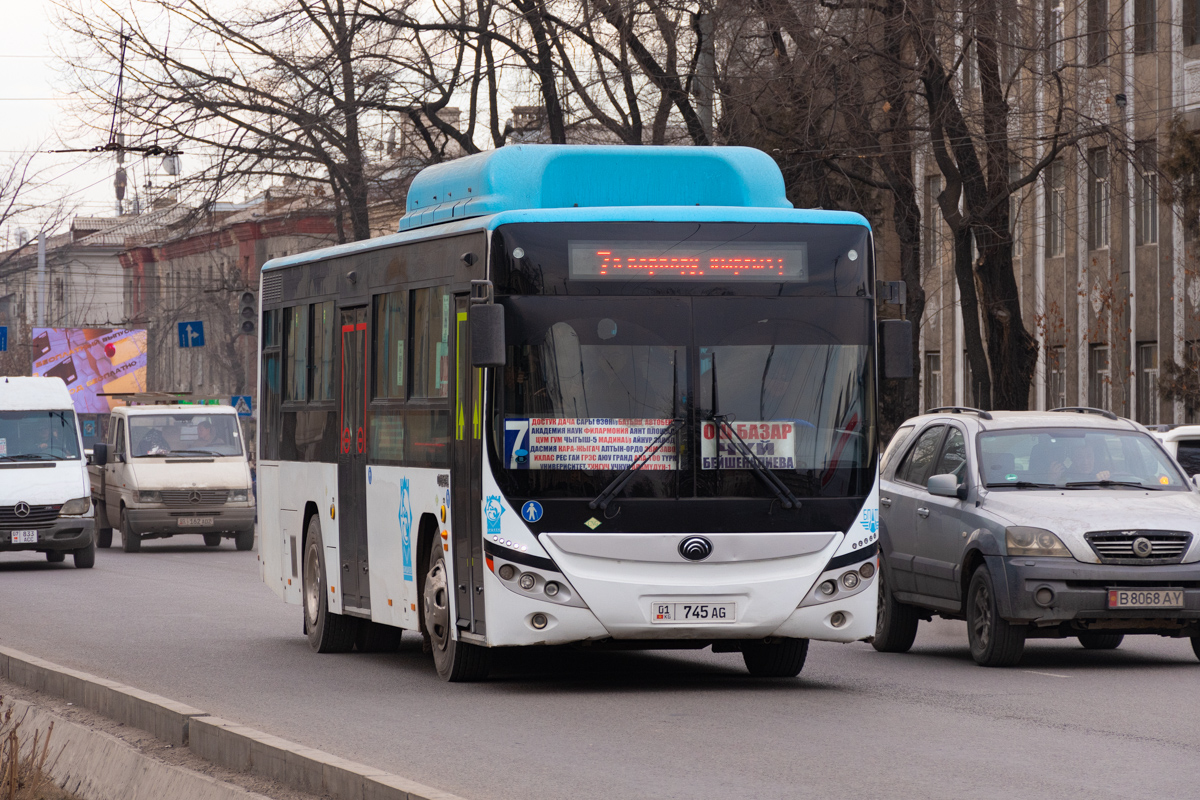Кыргызстан, Yutong ZK6108HGH № 01 745 AG