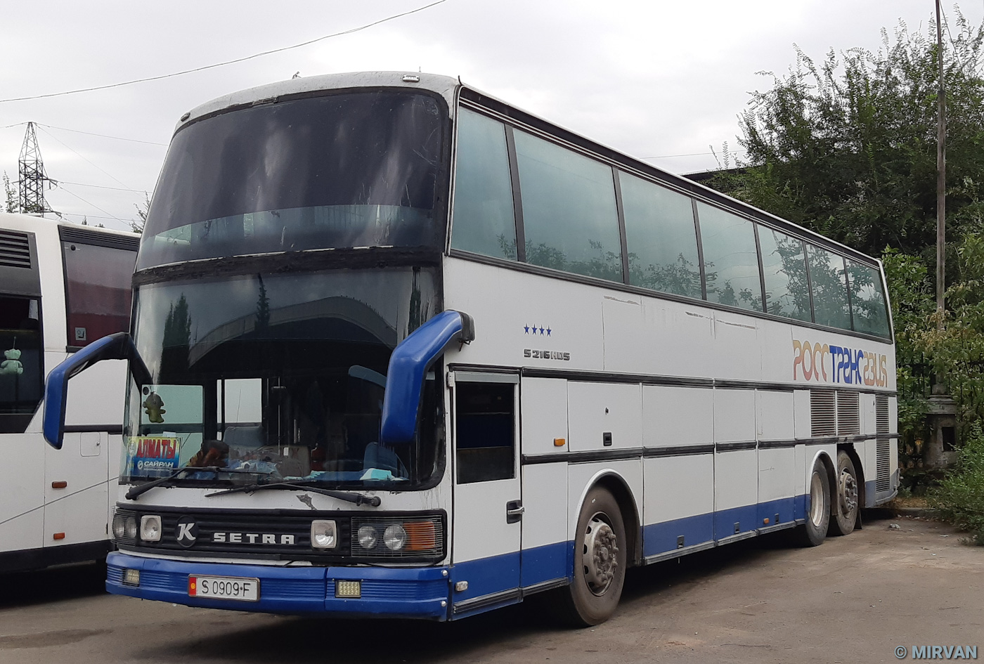 Кыргызстан, Setra S216HDS № S 0909 F