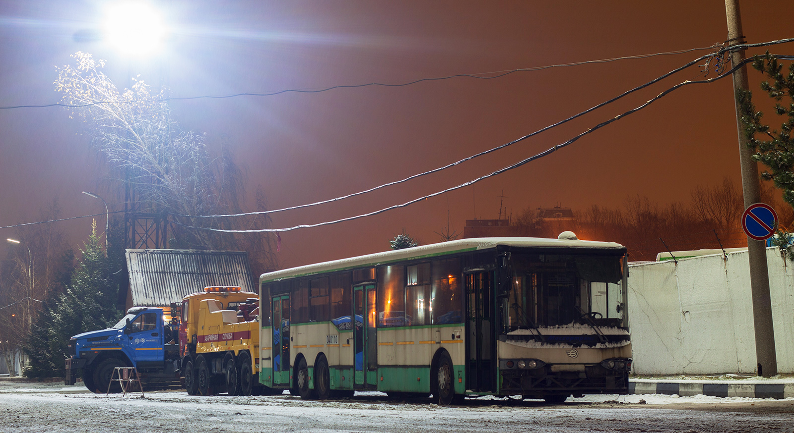 Москва, Волжанин-6270.10 № 040110