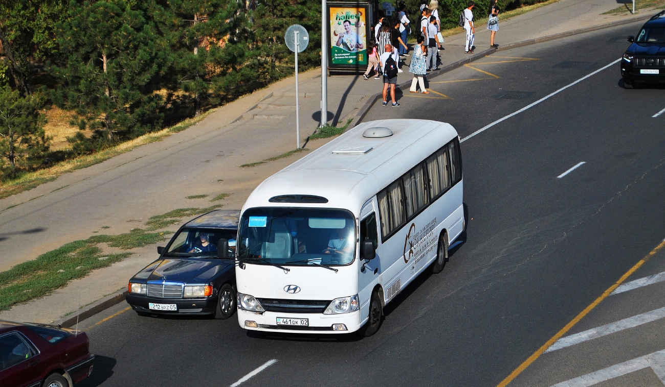 Алматы, Hyundai County № 461 DK 02