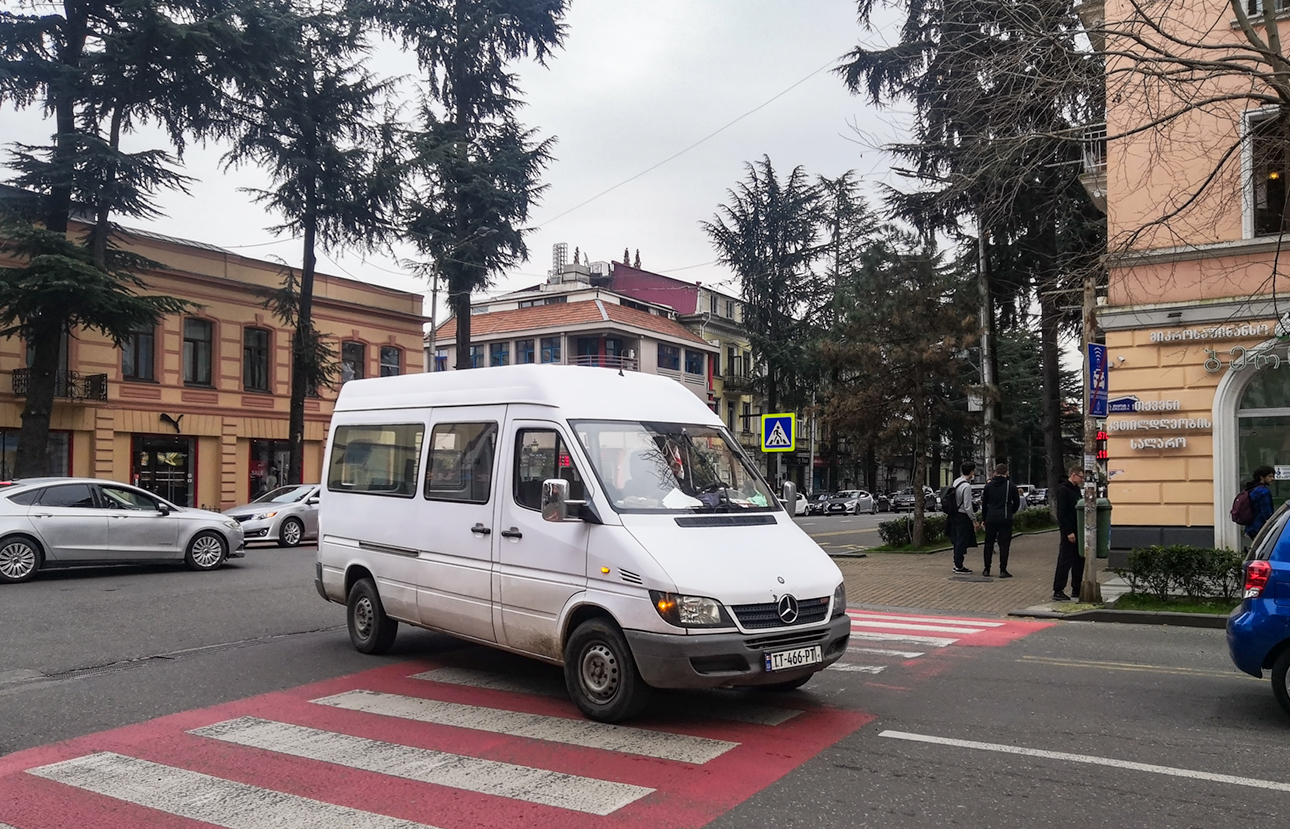 Грузия, Mercedes-Benz Sprinter W901/W902 208CDI № TT-466-PT