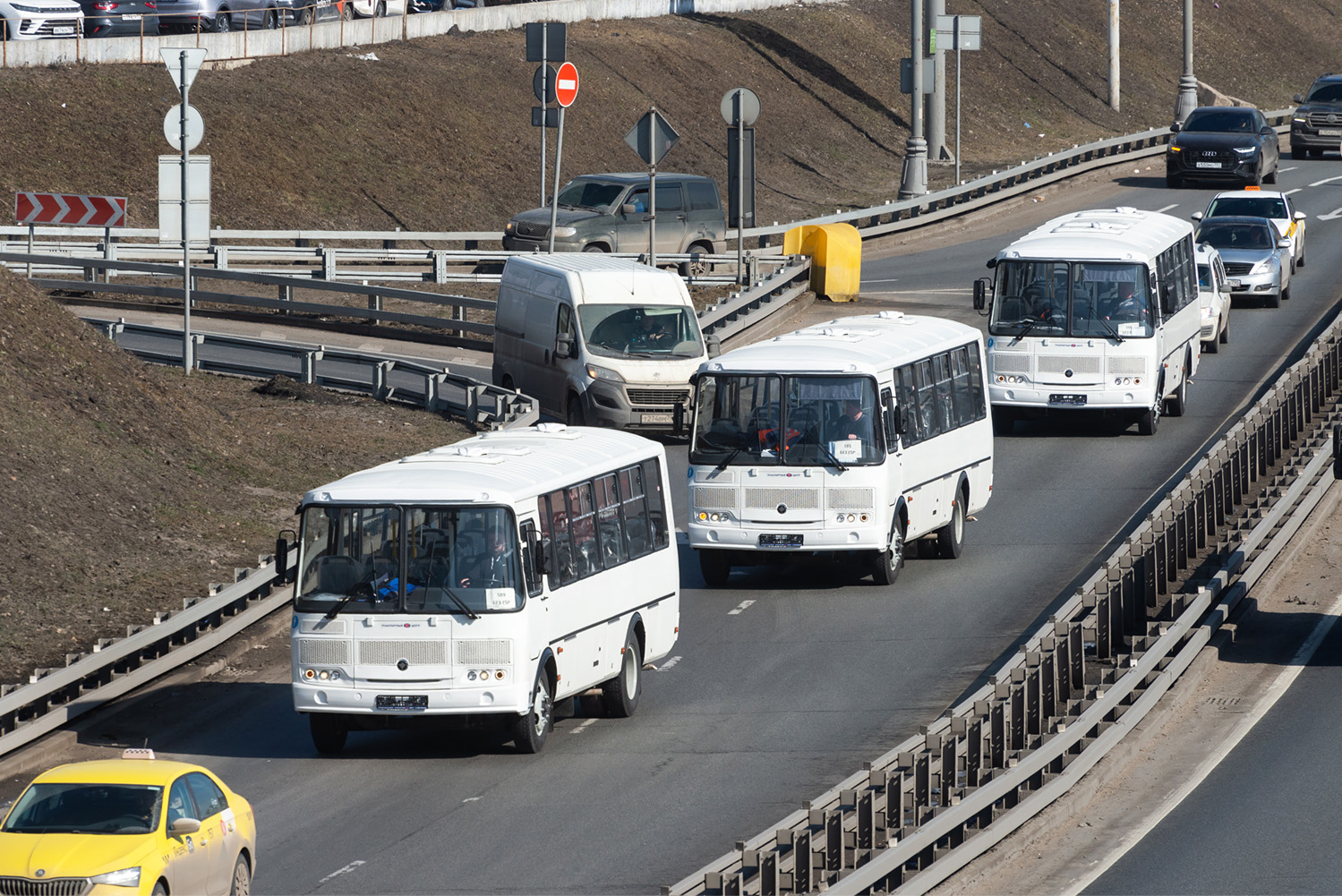 База транспорт. Транспорт России. Автобус. Автобусы России. Автобус фото.