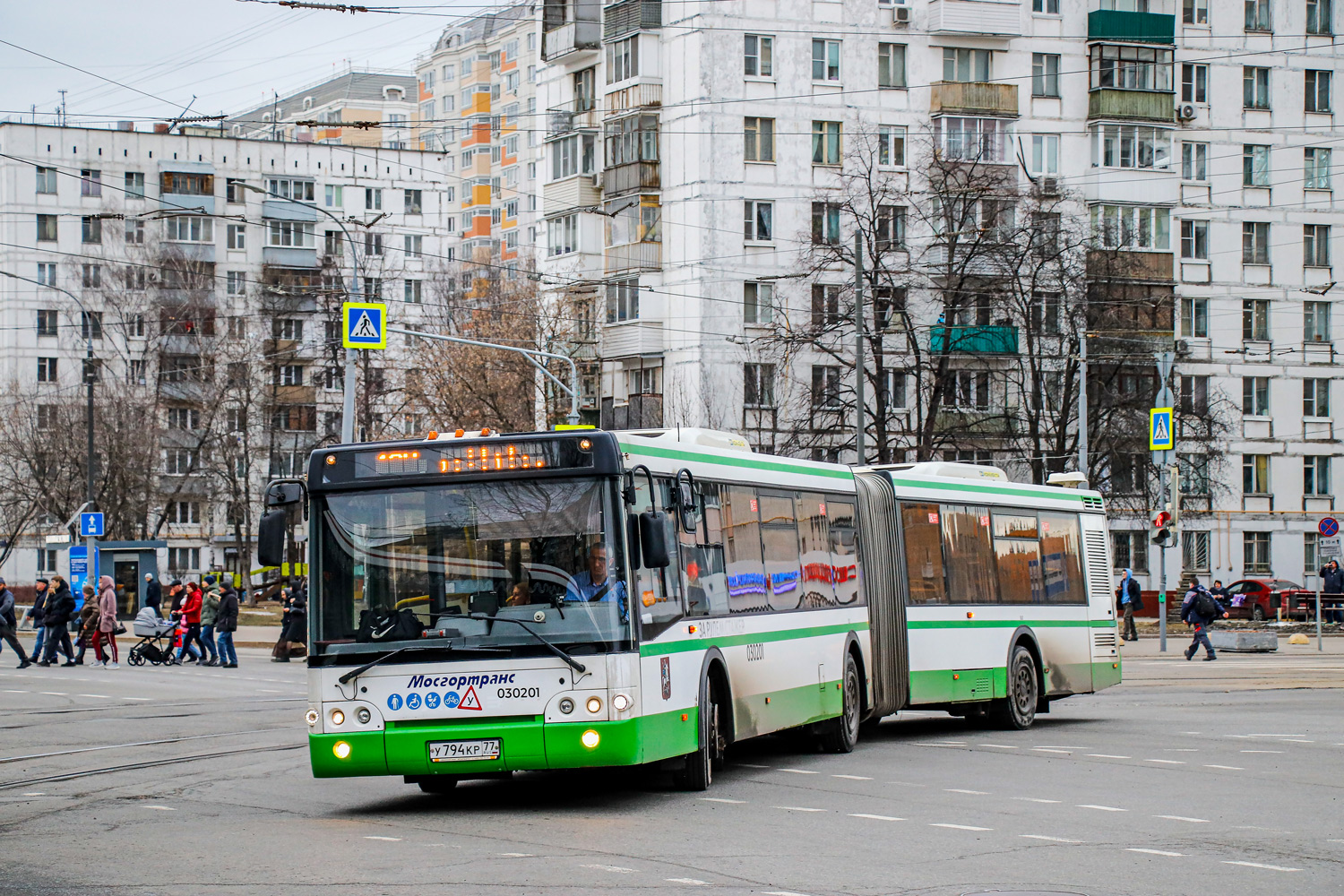 Москва, ЛиАЗ-6213.22-01 № 030201