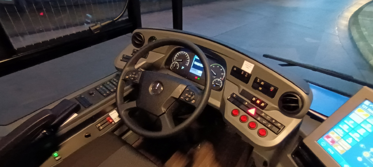 Нижняя Саксония, Mercedes-Benz Citaro C2 G hybrid № 8272