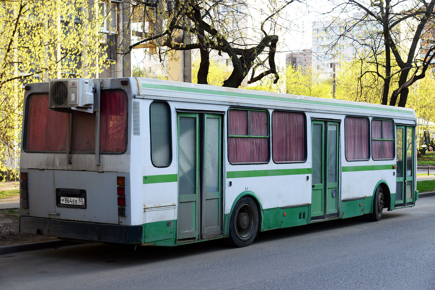 Москва, ЛиАЗ-5256.25 № Р 864 ЕВ 50