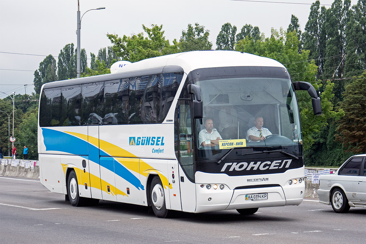 Киев, Neoplan P21 N2216SHD Tourliner SHD № AA 0394 KP