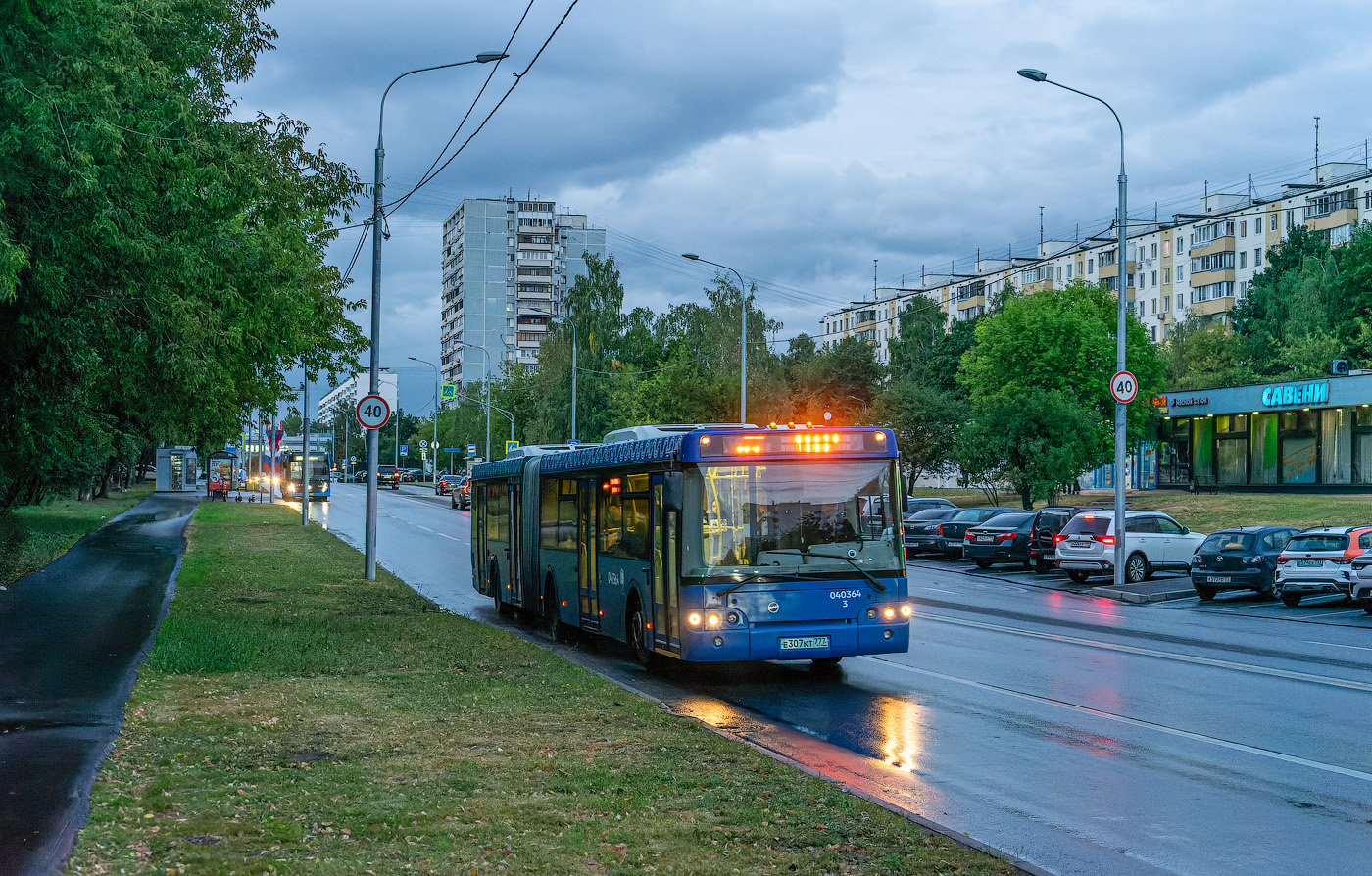 Москва, ЛиАЗ-6213.22 № 040364