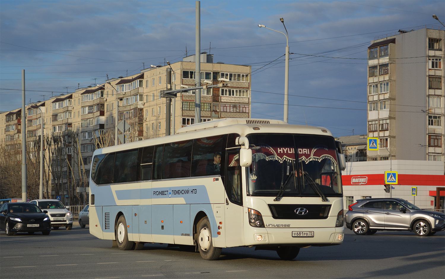 Тюменская область, Hyundai Universe Space Luxury № У 681 РВ 72