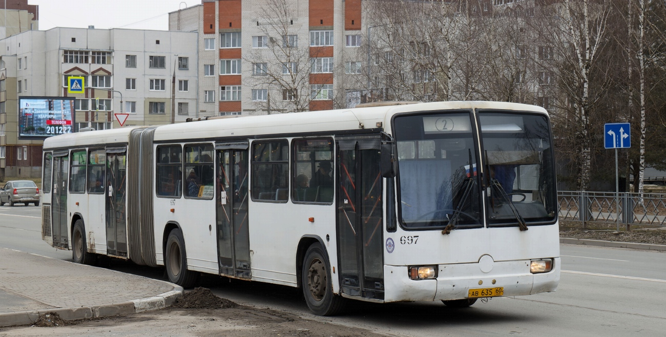 Псковская область, Mercedes-Benz O345G № 697