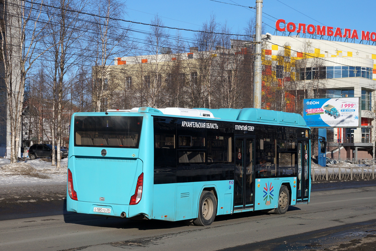 Архангельская область, Lotos-105C02 № О 185 ТО 29