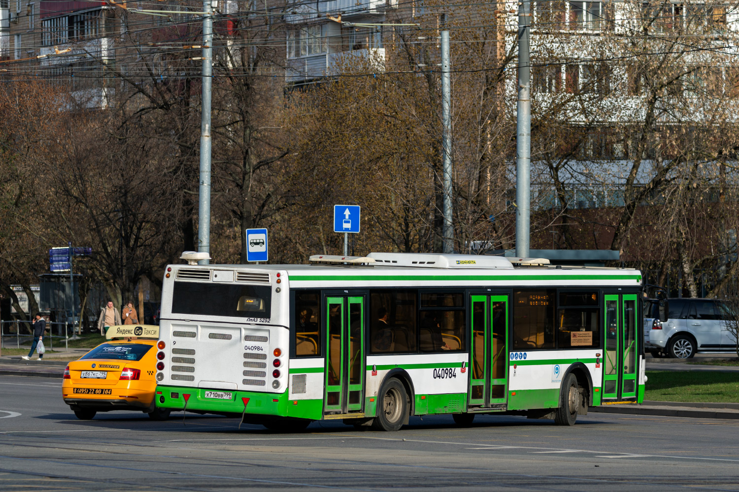 Moskau, LiAZ-5292.22 (2-2-2) Nr. 040984