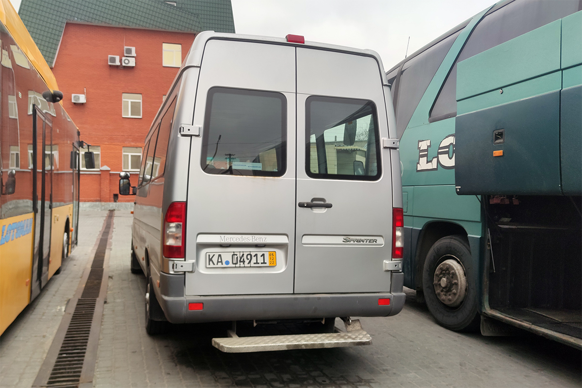 Днепропетровская область, Mercedes-Benz Sprinter W903 313CDI № KA 04911