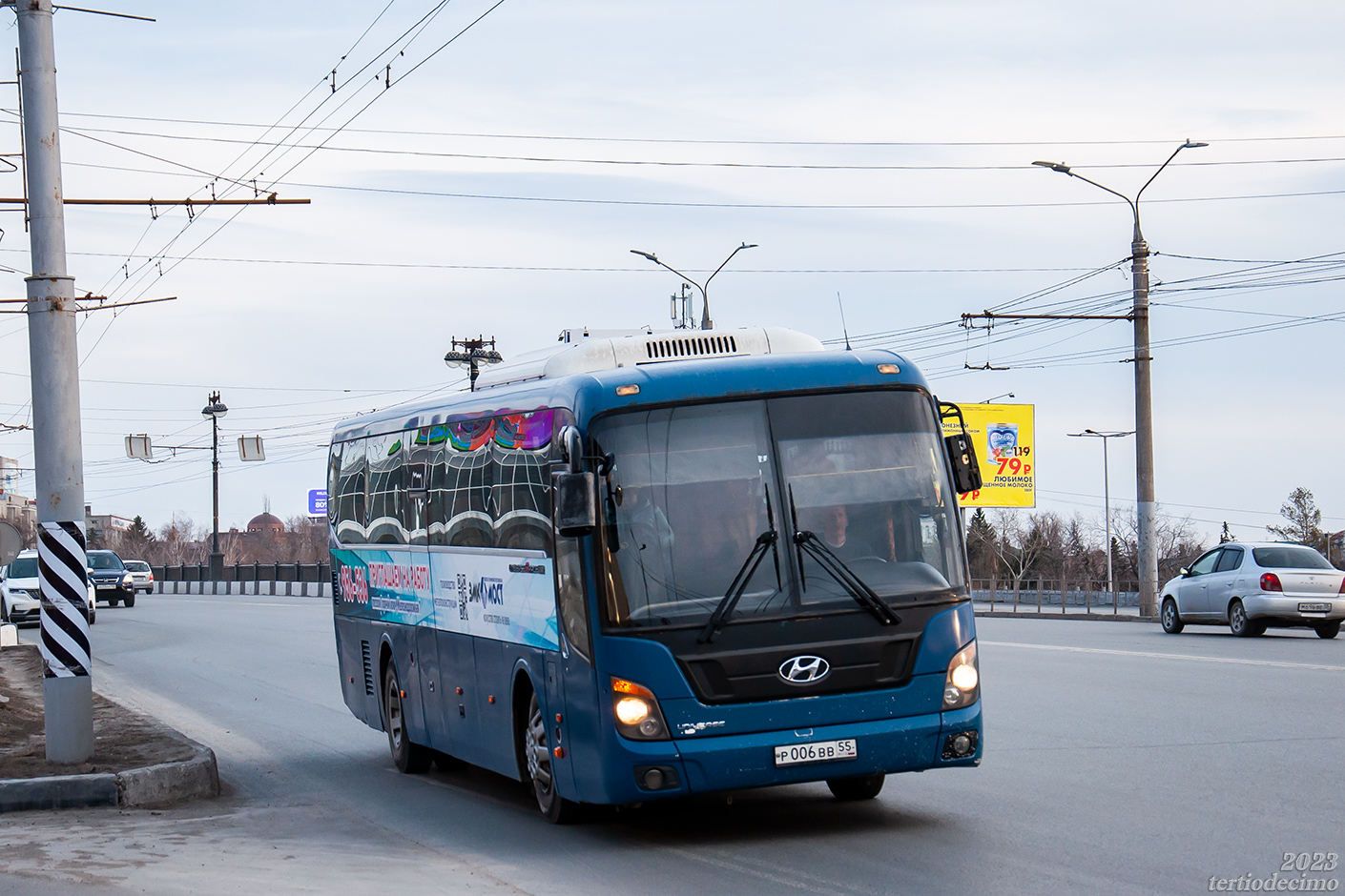 Омская область, Hyundai Universe Space Luxury № Р 006 ВВ 55