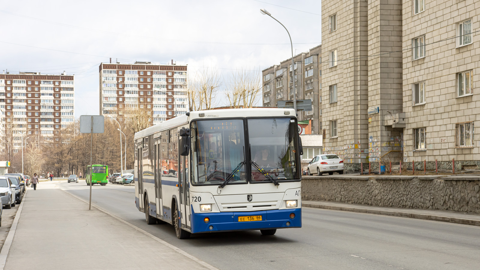 Sverdlovsk region, NefAZ-5299-20-32 Nr. 720