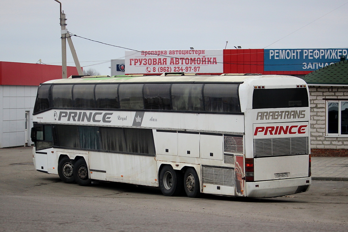 Дагестан, Neoplan N128/4 Megaliner № Т 084 ЕА 05