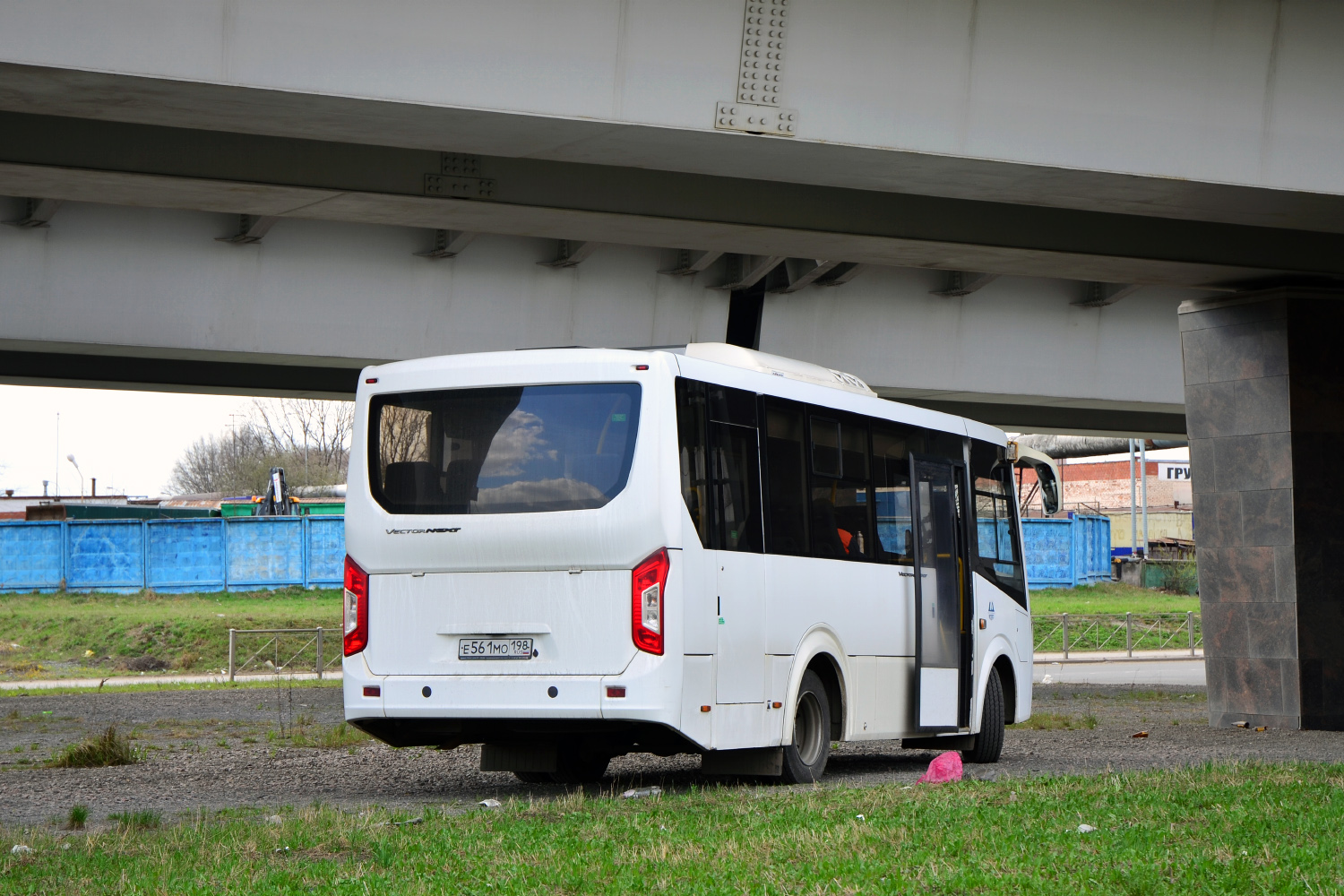 Санкт-Петербург, ПАЗ-320405-04 "Vector Next" (межгород) № Е 561 МО 198