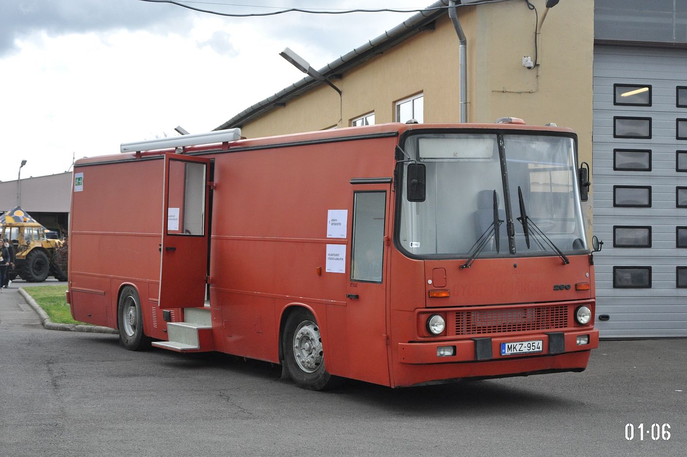 Венгрия, Ikarus 260.06 № MKZ-954; Венгрия — 2. Volánbusz Retro Nap, Hatvan (2023)