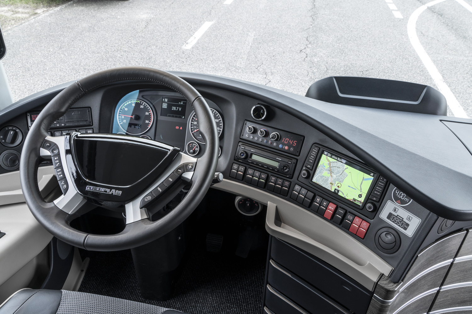 Бавария, Neoplan P06 N1222/3L Skyliner L № M-NP 2019