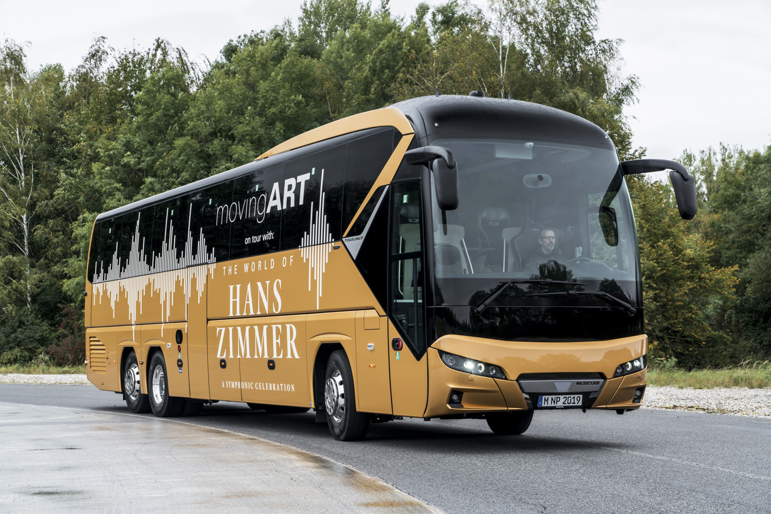 Бавария, Neoplan P22 N2216/3SHDL Tourliner L № M-NP 2019