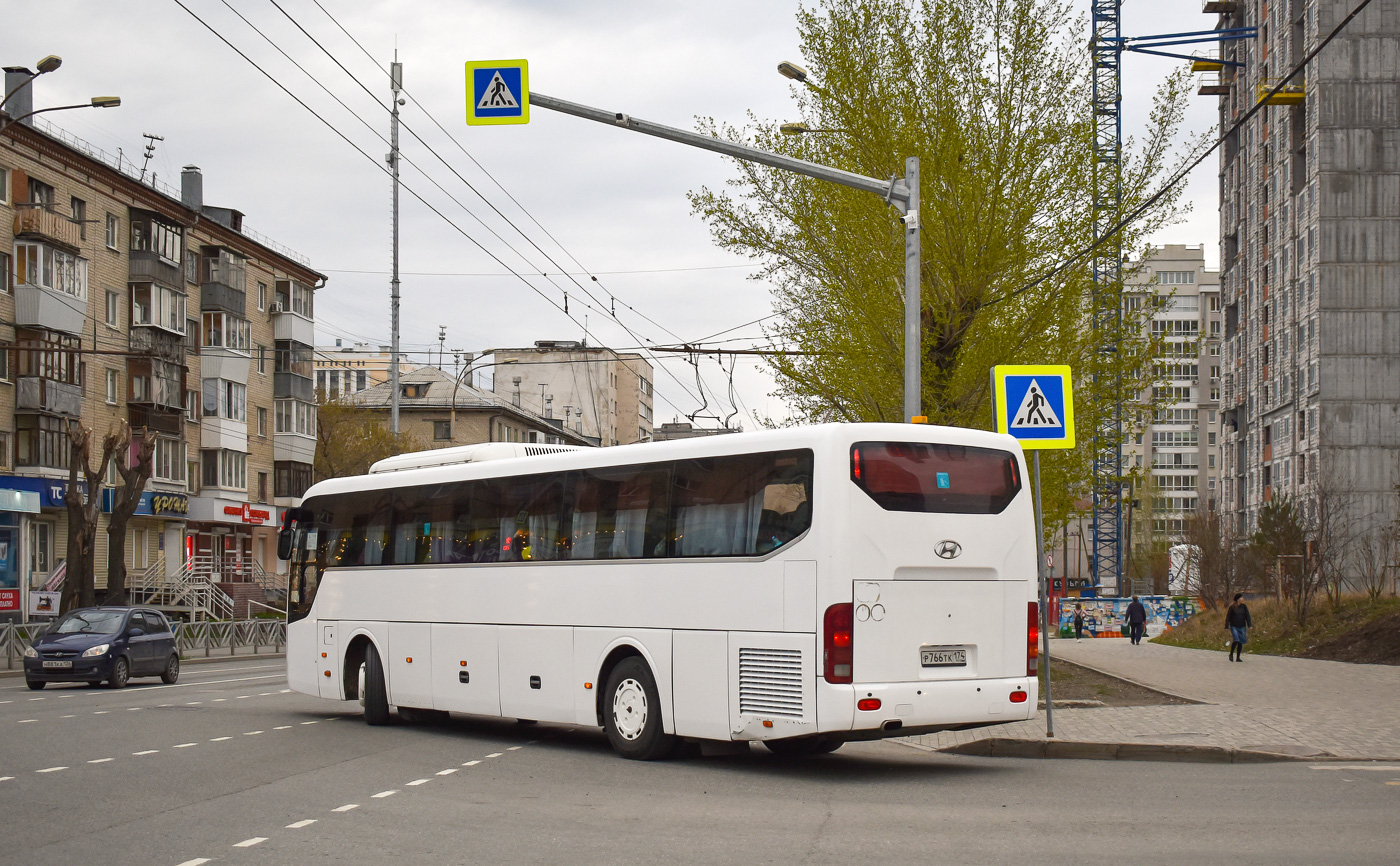 Челябинская область, Hyundai Universe Space Luxury № 504