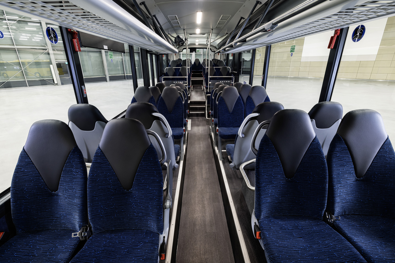 Баден-Вюртемберг, Setra S515LE hybrid № NU-LE 5150