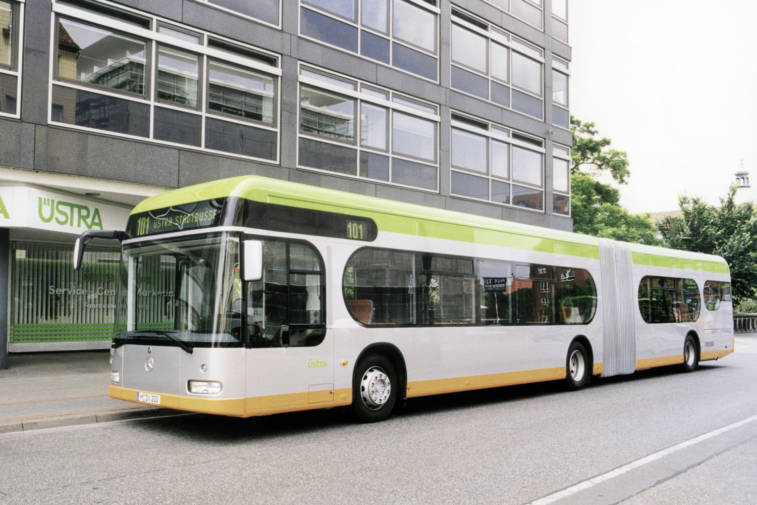 Нижняя Саксония, Mercedes-Benz O530G Irvine Citaro G № 8200