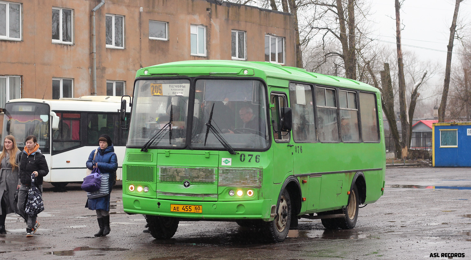 Псковская область, ПАЗ-320540-22 № 076